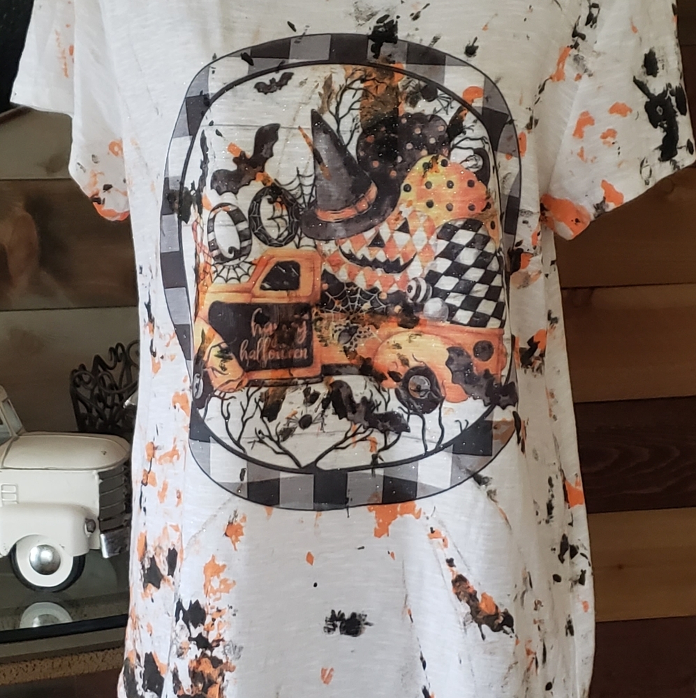 Upcycled Halloween t-shirt with sublimation glitter design - Large